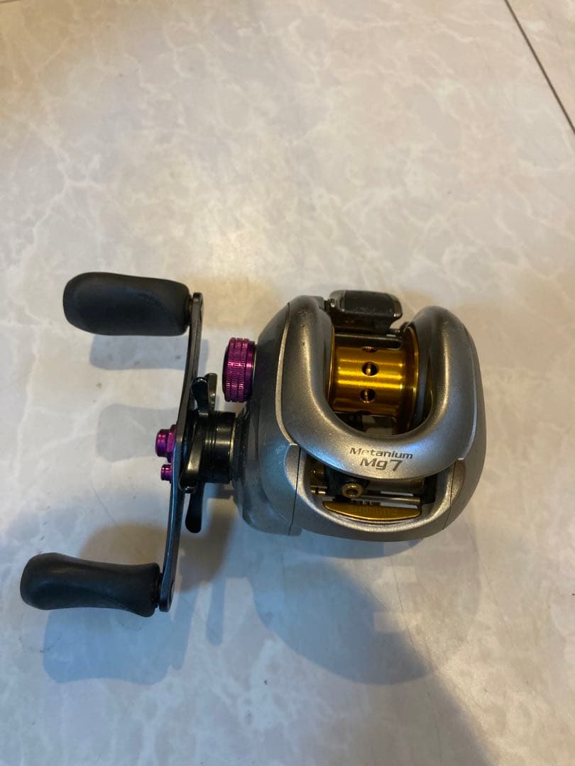 シマノ　メタマグ　7  Metanium Mg7 ベイトリール中古