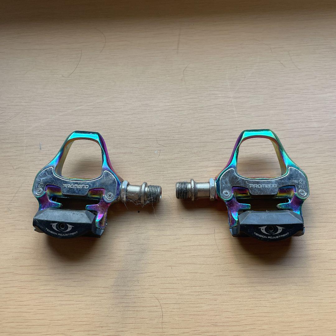 ペダル