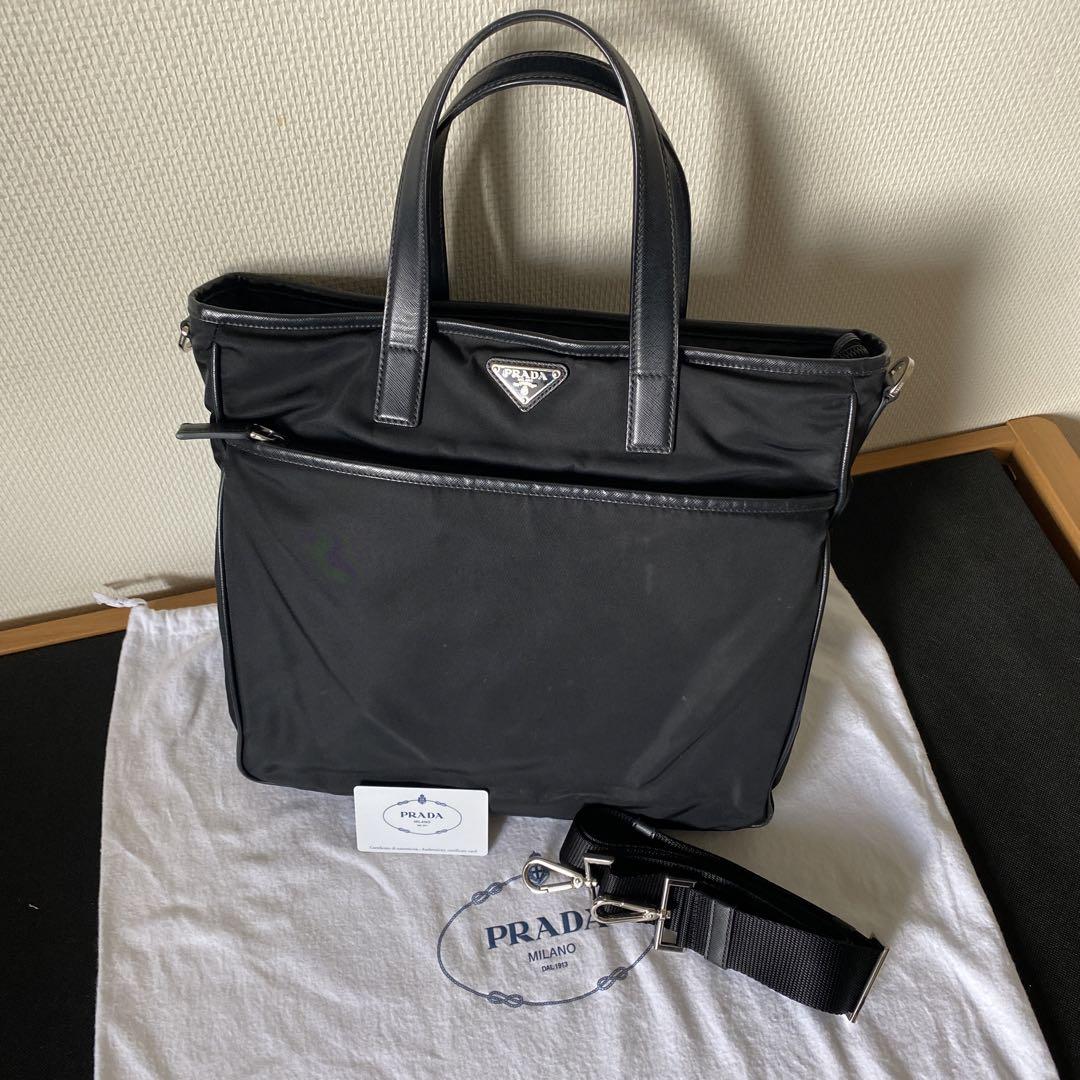 【むに】PRADAビジネスショルダーバック