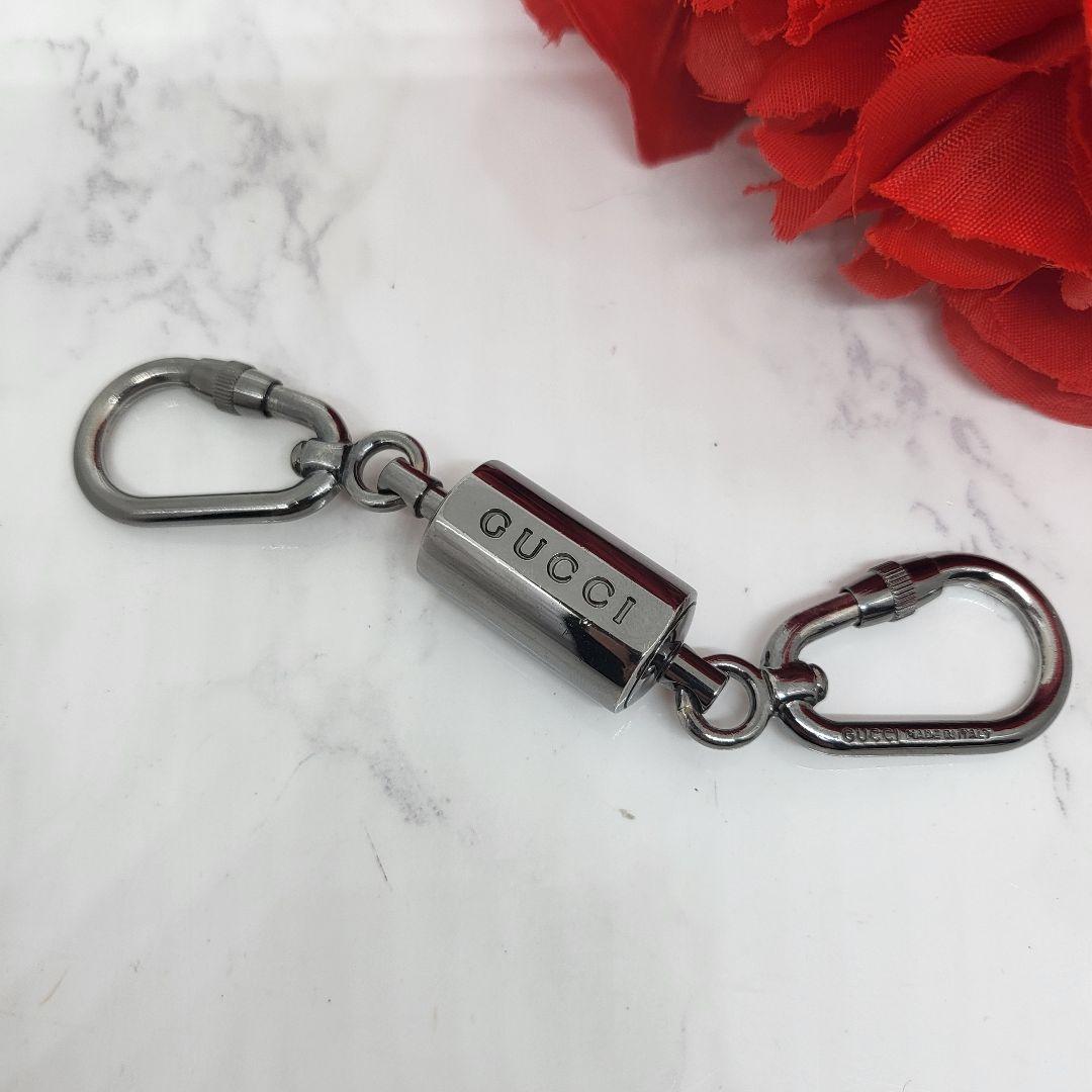 【人気】 GUCCI グッチ キーホルダー カラビナ キーチェーン ブラック