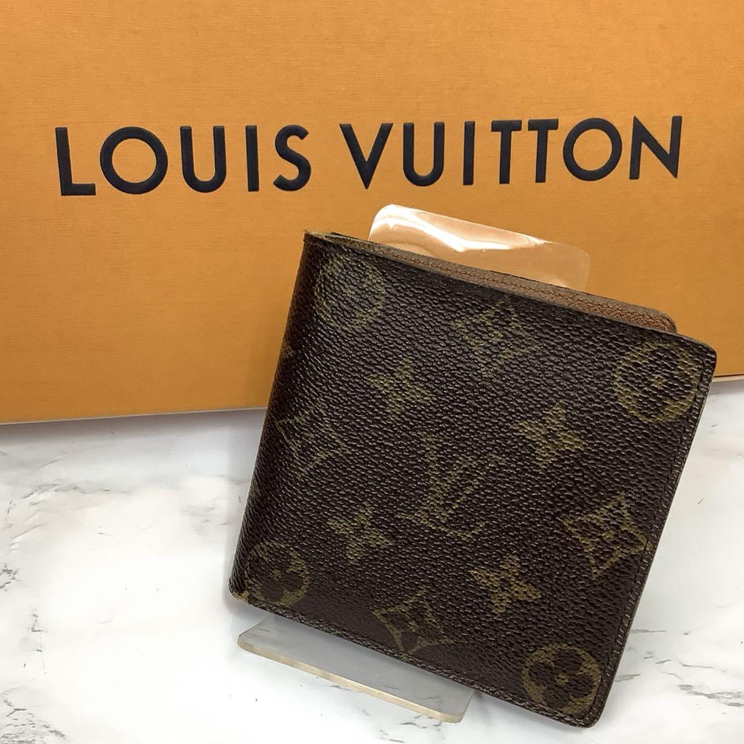 ルイヴィトン  LV  二つ折りサイフ　モノグラム　メンズ　レディース
