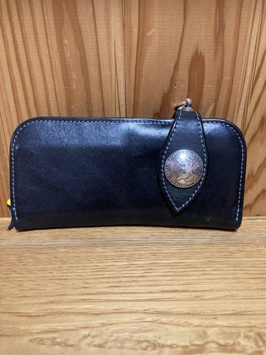 長財布　皮　レザー　コンチョ　シルバー　手縫い　黒　ブラック　メンズ