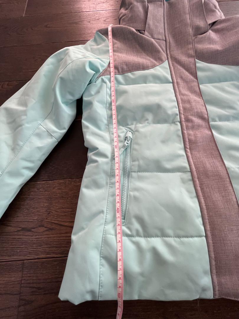 未使用美品ROXY キッズ　ロキシースノーボードウェア　M