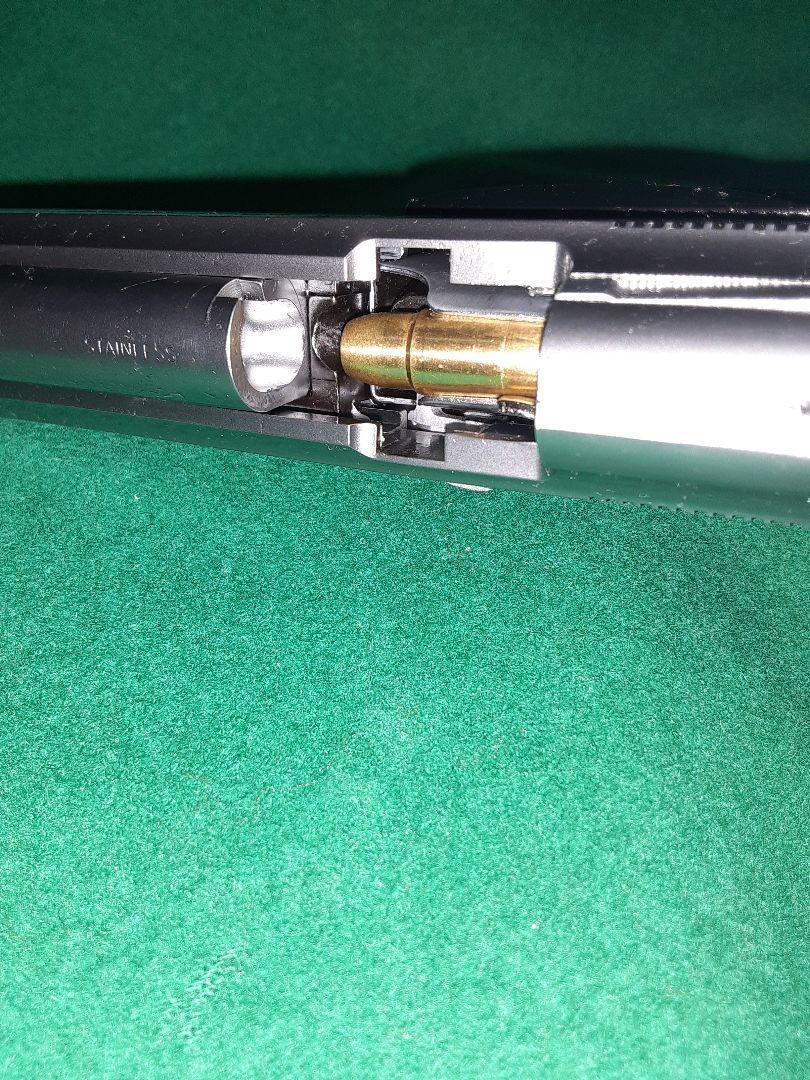 マルシンベレッタ92FSステンレス。